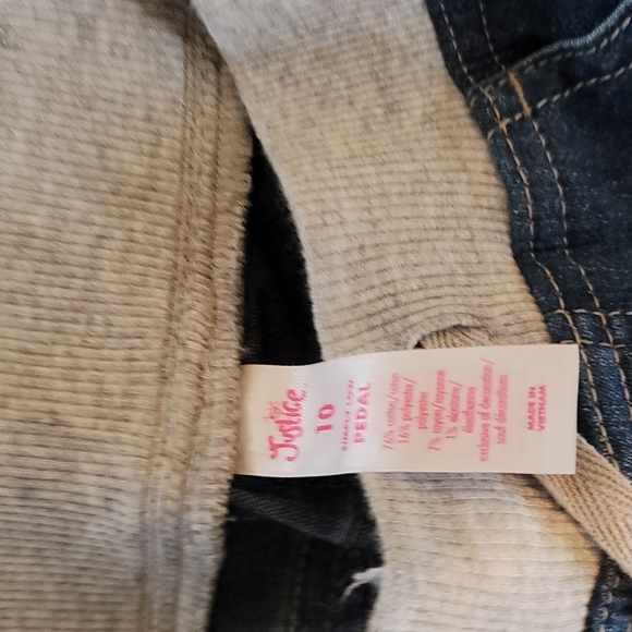 Jeans - Picture 3 of 3